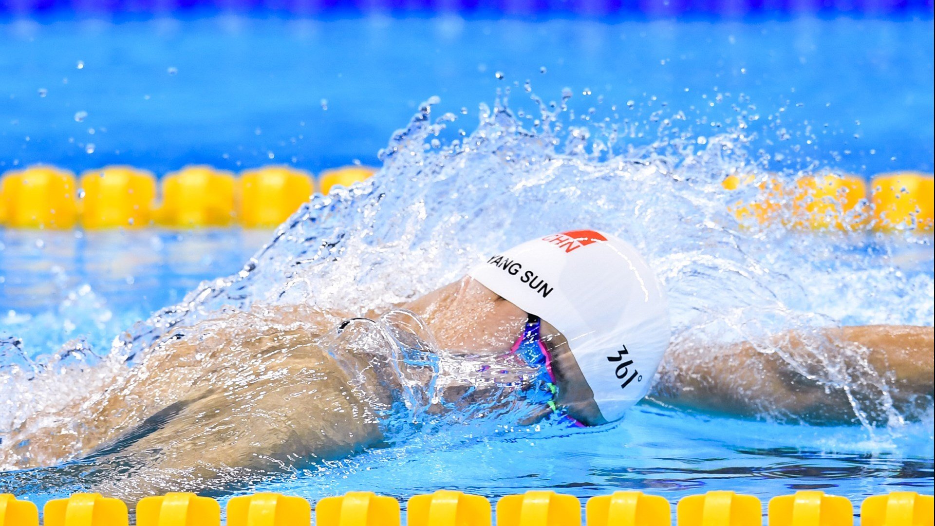 上海队封锁凯尔特人，马克西成为关键先生