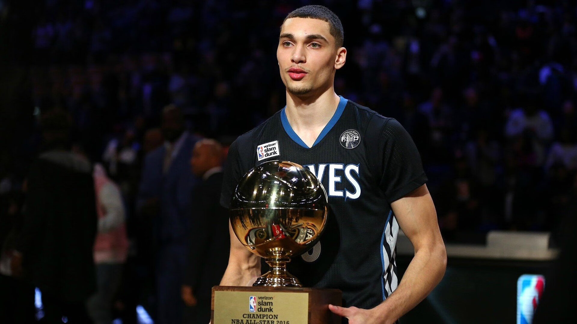 深圳队决胜局带走凯尔特人,保罗成为关键先生